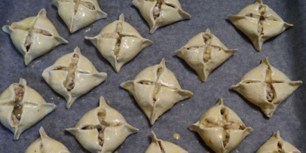 Жульен в тесте - пошаговые рецепты приготовления вкусной начинки в корзиночках, булочках или мешочках с фото