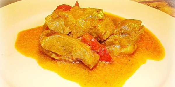 Гуляш из индейки - как вкусно приготовить в домашних условиях по пошаговым рецептам с фото Гуляш из индейки - как вкусно приготовить в домашних условиях по пошаговым рецептам с фото