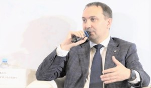 В поддержку своих производителей