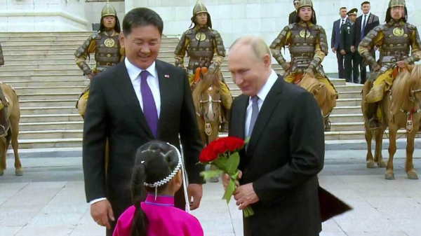 Владимир Путин в Монголии: переговоры, важная историческая дата и подписание документов Владимир Путин в Монголии: переговоры, важная историческая дата и подписание документов