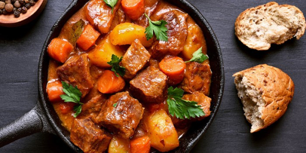 Гуляш из свинины в мультиварке - как вкусно приготовить в домашних условиях по пошаговым рецептам с фото