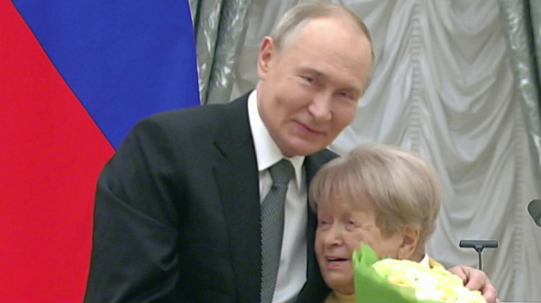 Владимир Путин в&nbsp;Кремле вручил государственные награды выдающимся россиянам