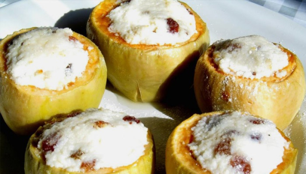 Как вкусно запечь яблоки в духовке Как вкусно запечь яблоки в духовке