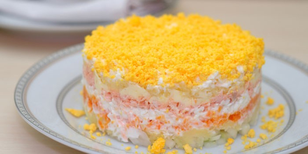 Салат с морковью и сыром - как готовить в домашних условиях по пошаговым рецептам с фото Салат с морковью и сыром - как готовить в домашних условиях по пошаговым рецептам с фото