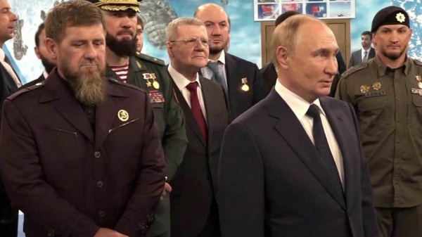 Владимир Путин обсудил с&nbsp;Рамзаном Кадыровым достижения и&nbsp;перспективы развития Чеченской Республики