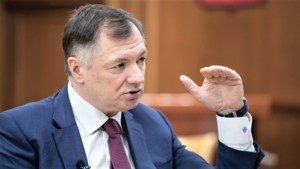 Не хватает сотни миллионов «квадратов» Не хватает сотни миллионов «квадратов»