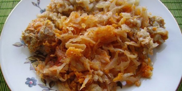 Тушеная капуста с сосисками - пошаговые рецепты приготовления на сковороде, в духовке или мультиварке Тушеная капуста с сосисками - пошаговые рецепты приготовления на сковороде, в духовке или мультиварке