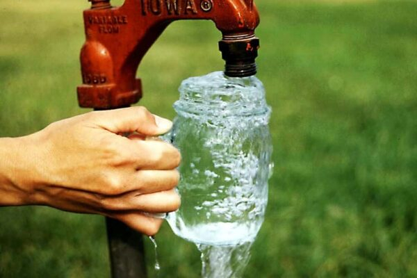Анализ воды из скважины: когда нужен? Анализ воды из скважины: когда нужен?