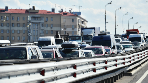 В&nbsp;России предложили считать рабочим потраченное на&nbsp;дорогу время