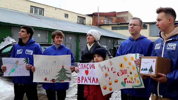 В&nbsp;Туле представители &laquo;Молодой гвардии&raquo; организовали акцию для сотрудников военного госпиталя