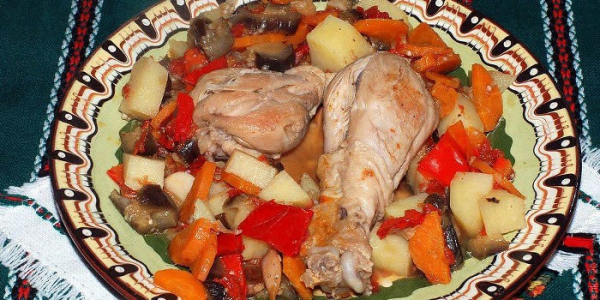 Жаркое из курицы - пошаговые рецепты приготовления в кастрюле, мультиварке или духовке Жаркое из курицы - пошаговые рецепты приготовления в кастрюле, мультиварке или духовке