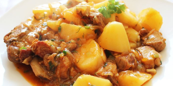 Жаркое из курицы - пошаговые рецепты приготовления в кастрюле, мультиварке или духовке Жаркое из курицы - пошаговые рецепты приготовления в кастрюле, мультиварке или духовке