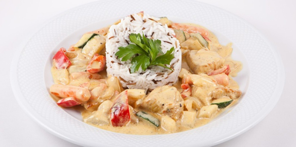 Индейка тушеная с овощами Индейка тушеная с овощами
